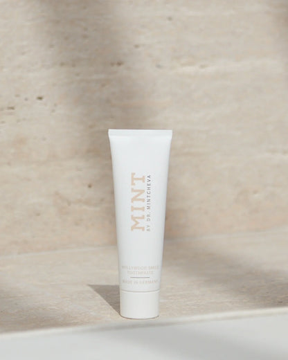 MINT HOLLYWOOD SMILE TOOTHPASTE
